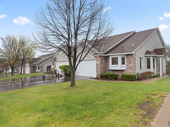 2nd image of 14327 Savanna Oaks Dr