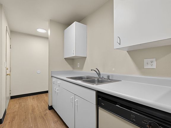 4th image of 2306 Douglas Rd #2308-102