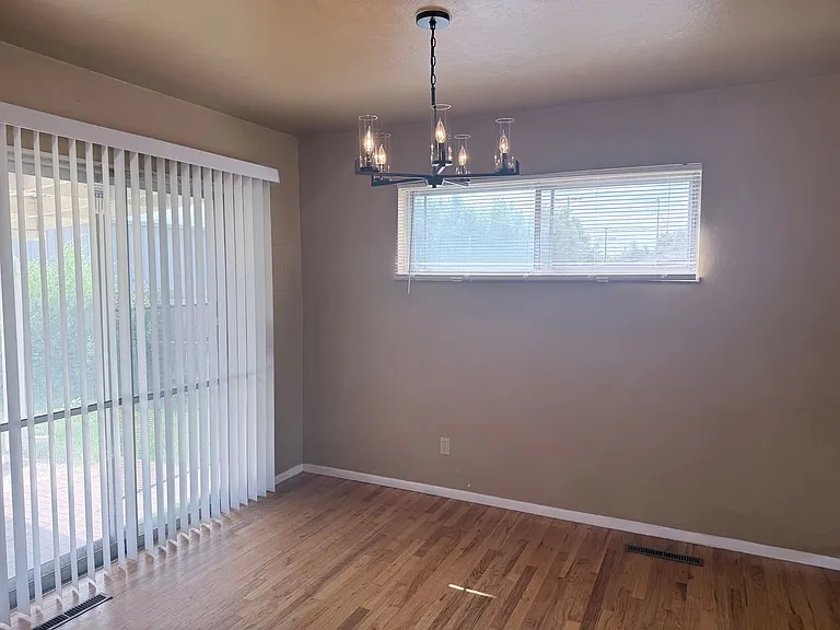 1419 Prado Dr — Photo 7