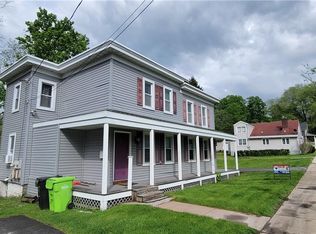 21 Nelson St, Cazenovia, NY 13035