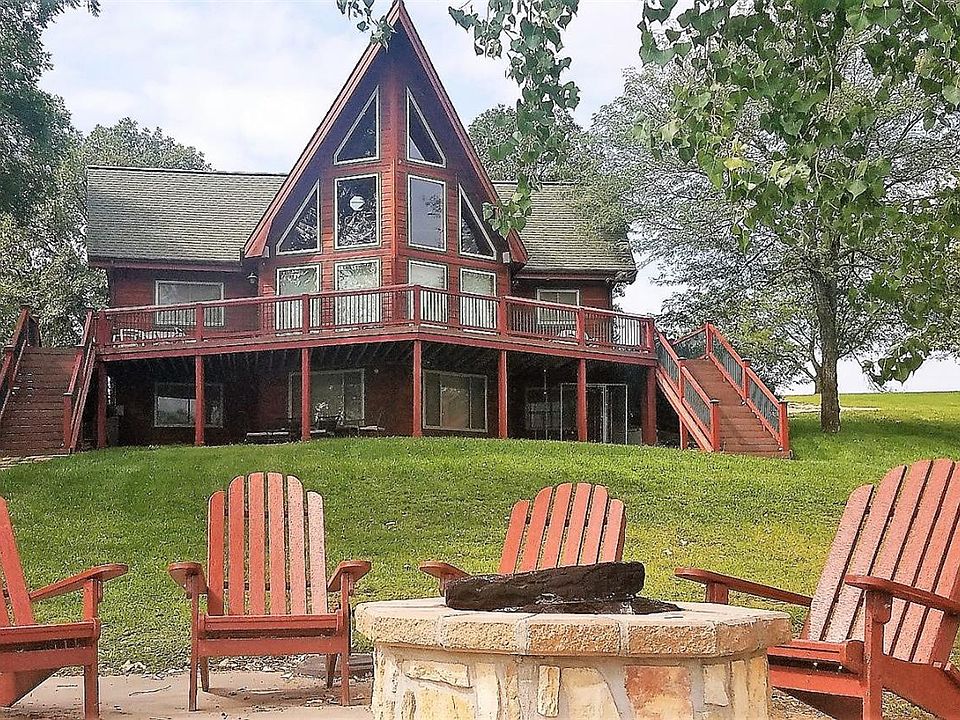 1st image of 116 Lakeview Cir