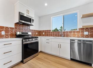 4963 W 20th St, Los Angeles, CA 90016