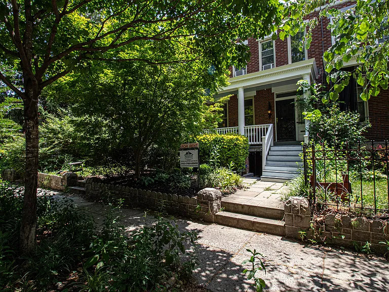 148 Adams St NW — Photo 50