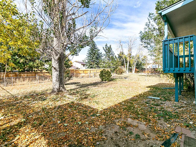 1405 S Sierra Dr — Photo 23