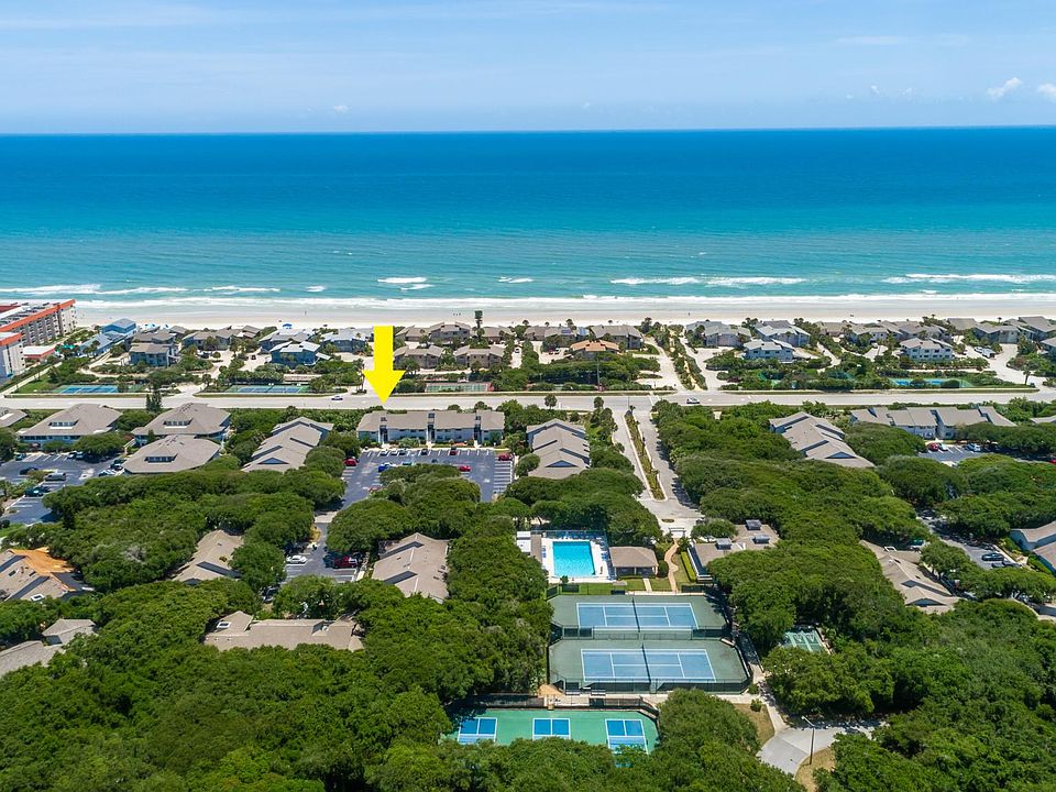 Sea Mist Escape is located across the street from the north-drive beach portion of NSB!