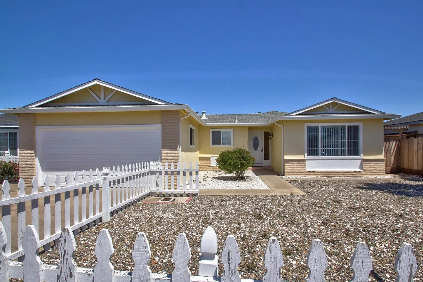 337 Lievry Way photo 1