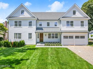 5 Pleasant View Pl, Old Greenwich, CT 06870