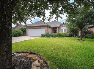 605 Clovis Ct, College Station, TX 77845