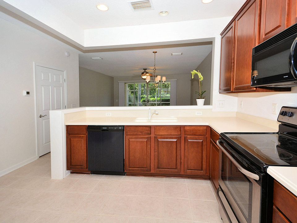 1st image of 13325 Stone Pond Dr