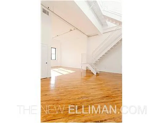 Sold by Douglas Elliman | media 21