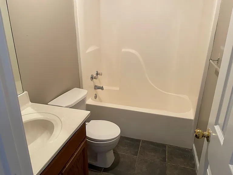 100 Cypress Cir #100 — Photo 15