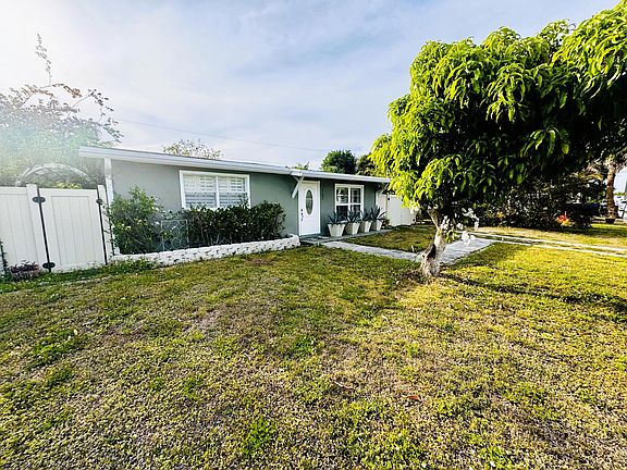 4th image of 757 Orchid Drive
