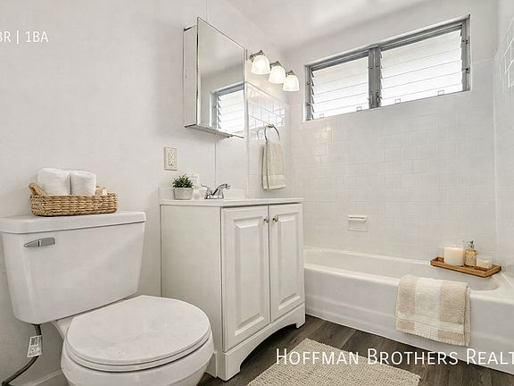 3rd image of 1258 N Virgil Ave APT 5