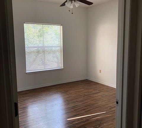 2nd image of 5606 Pinnacle Heights Cir