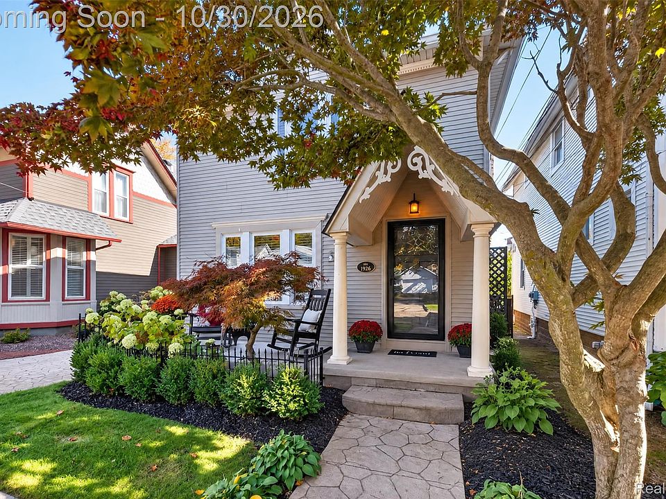 218 West St, photo 2