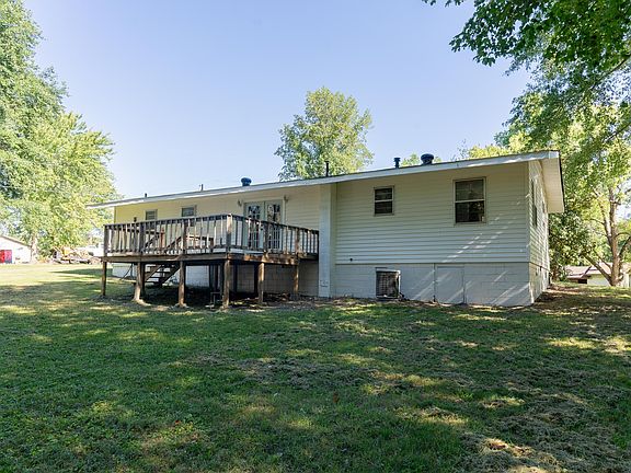 4th image of 22 Indco Ln