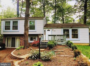 2312 Whitetail Ct, Reston, VA 20191