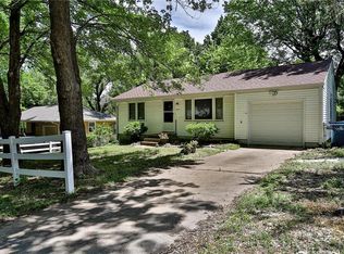 1615 N Kiger Rd, Independence, MO 64050