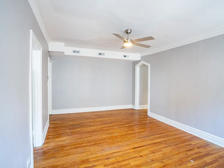 7035 S Indiana Ave #3 — Photo 14