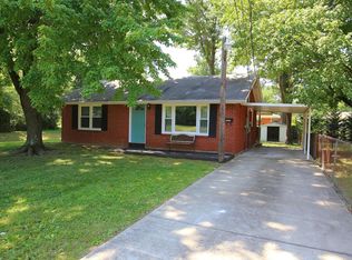 3200 Patricia Dr, Louisville, KY 40216