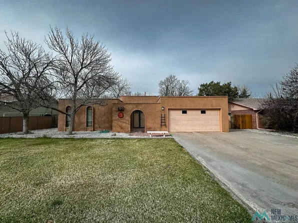 707 La Fonda Dr, Roswell, NM 88201