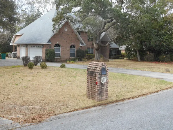 1224 Twin Bay Dr, Fort Walton Beach, FL 32547