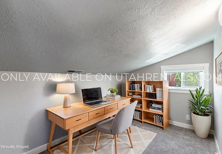 87 N Center St #2 — Photo 12