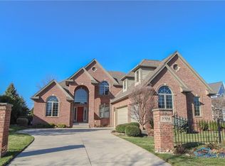 3008 Deep Water Ln, Maumee, OH 43537