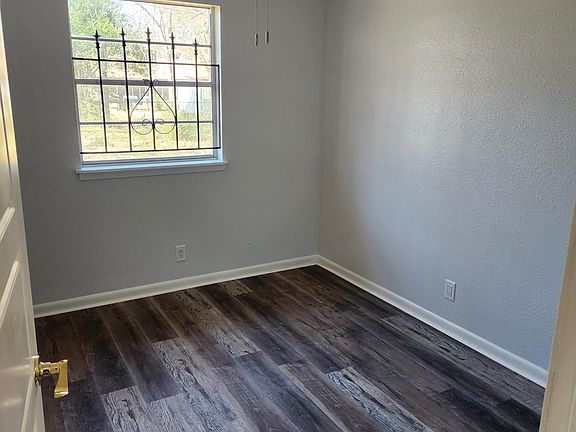 4th image of 1506 Belmont Dr