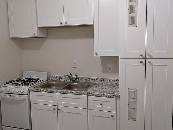 4th image of 31462 Yucaipa Blvd Unit 3