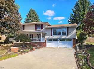 1680 Bow Ln, Coshocton, OH 43812