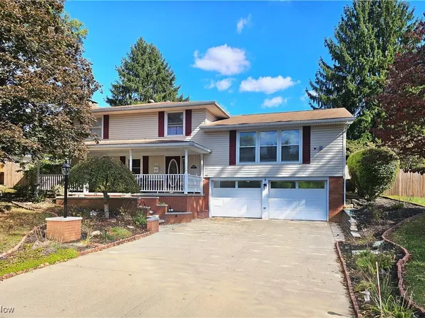 1680 Bow Ln, Coshocton, OH 43812