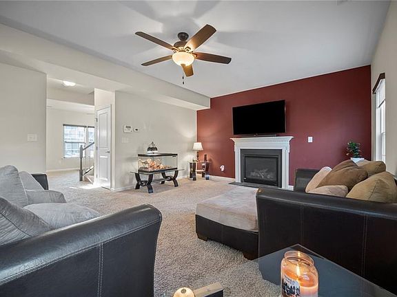 2nd image of 614 Newman Dr