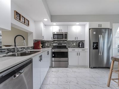 13001 SW 15th Ct APT 105T, Pembroke Pines, FL, 33027