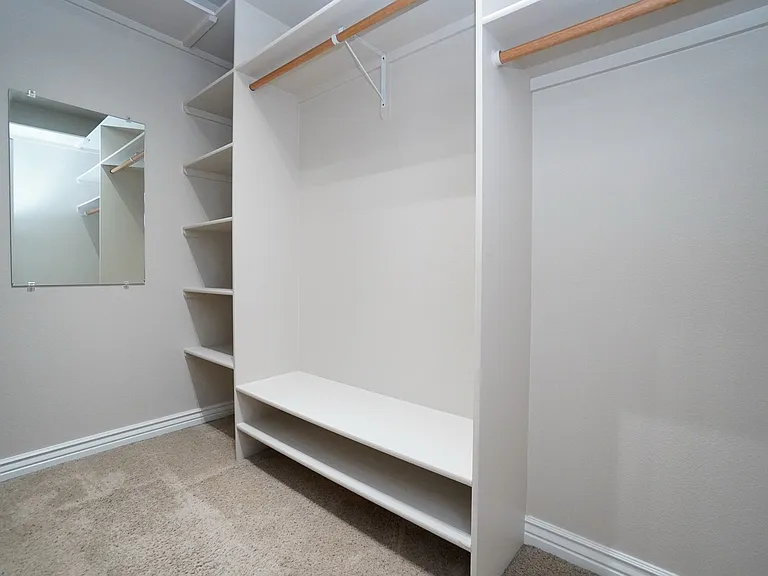 2511 W Teano Dr — Photo 32