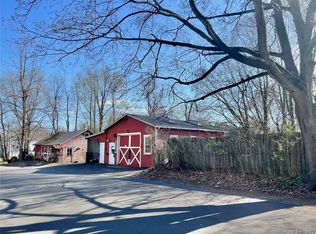 72 Soundview Ave, Norwalk, CT 06854