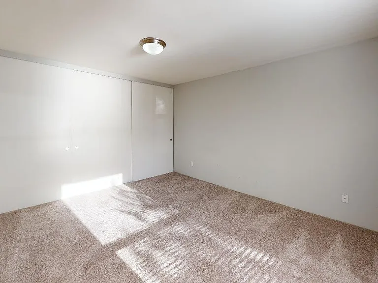 The Aviator Apartments — Photo 18