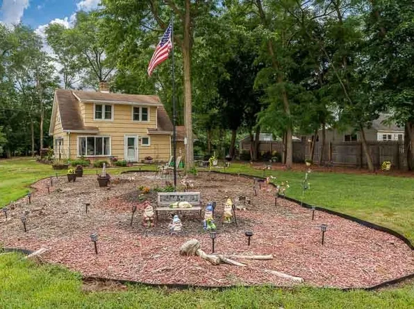 539 Superior Ave, Machesney Park, IL 61115