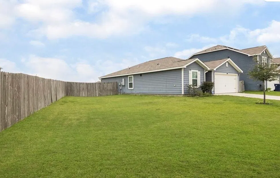 3 bed, 1392 sqft, $1,850 — Photo 2