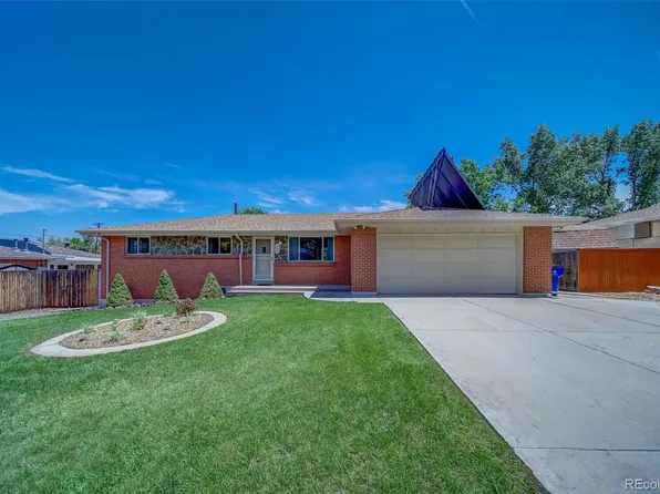 776 Zinnia Street, Lakewood, CO 80401