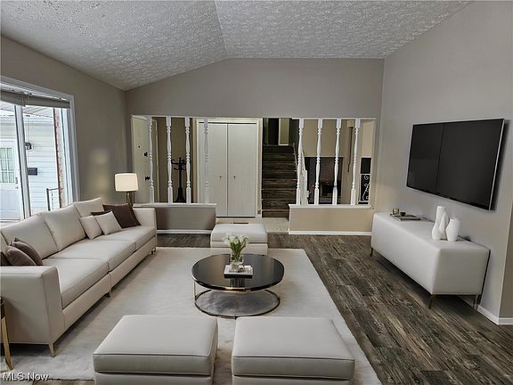 5th image of 3589 Delmar Dr