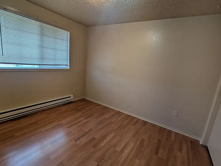 3839-3843 Anderson Ave — Photo 3