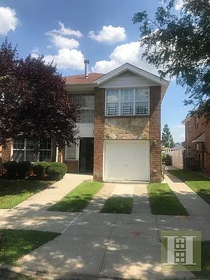 Rented by Halstead Real Estate | media 17