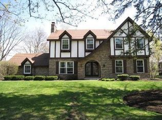 1021 Gary Ct, Wheaton, IL 60187