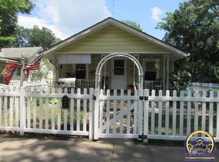 906 NE Green St, Topeka, KS 66616