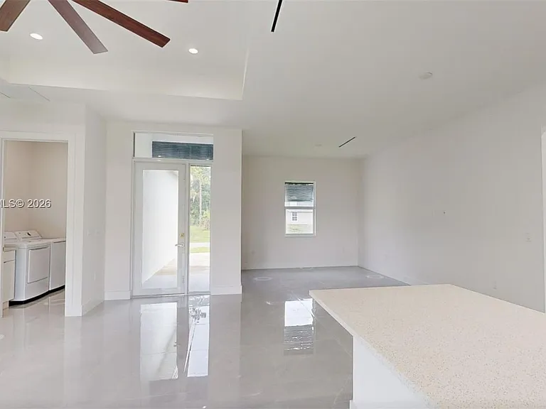 6048 Stratton Rd — Photo 7