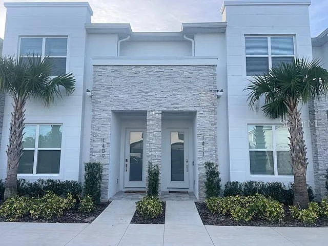 3 bed, 2.5 bath, 1853 sqft, $2,950 — Photo 3