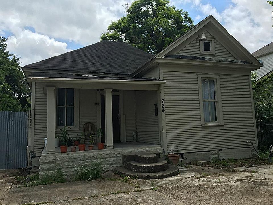 1st image of 724 W 24th St