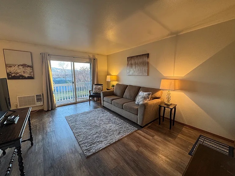 116 E Dewberry Ave #7 — Photo 8