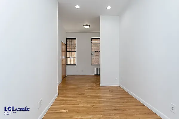 Rented by LC Lemle Real Estate Group | media 6